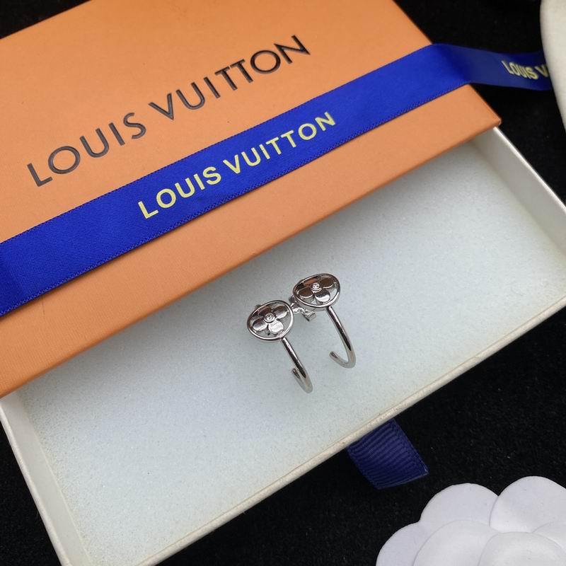 LV Earrings 2